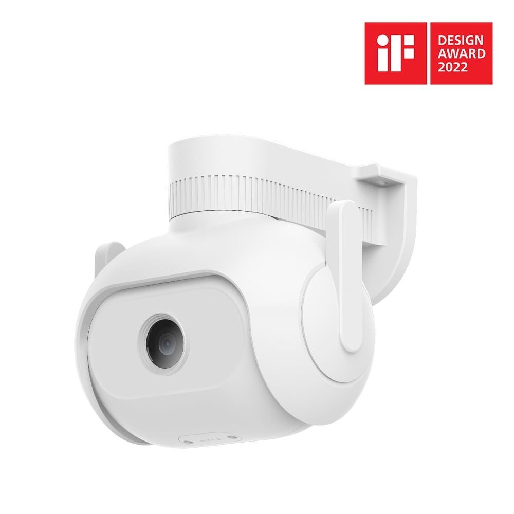 Faro LED acceso della telecamera che illumina l'area sorvegliata